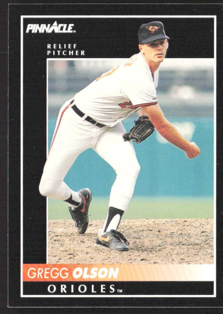1992 Pinnacle 61 Gregg Olson