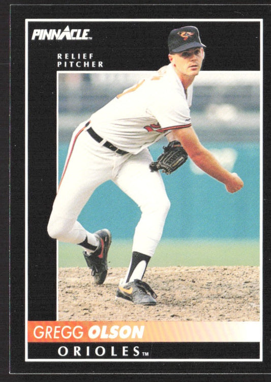 1992 Pinnacle 61 Gregg Olson