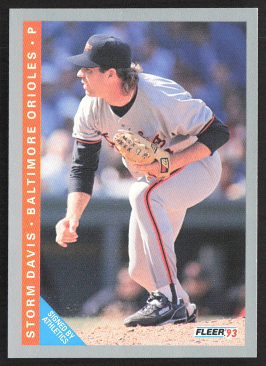 1993 Fleer 541 Storm Davis