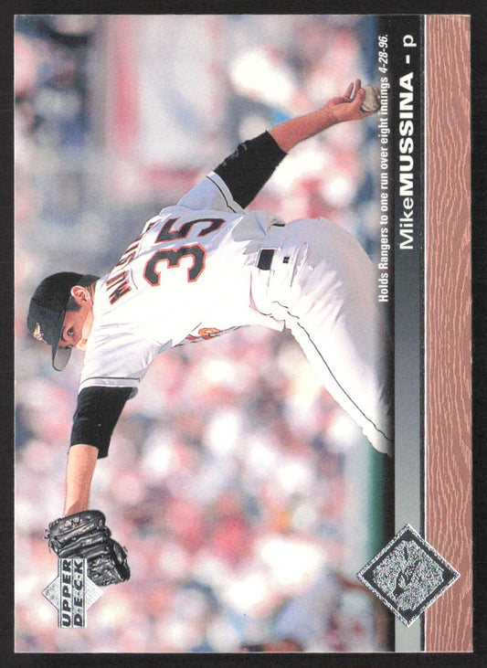 1997 Upper Deck 22 Mike Mussina